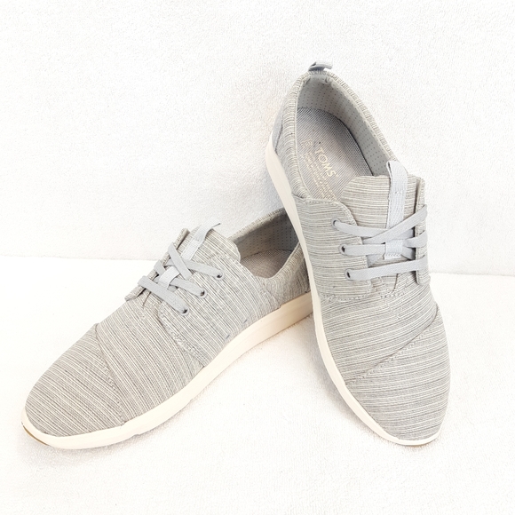 NWOT. TOMS LACE UP GRAY SNEAKERS - Picture 7 of 15